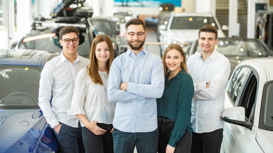 Bewerbungsstartschuss, Ausbildung 20222, Azubis, Auszubildende, Karriere