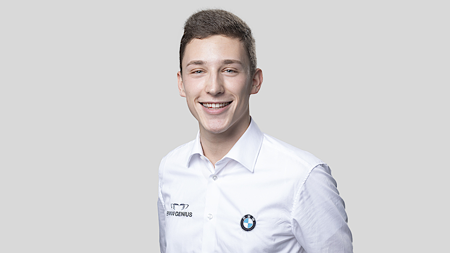 Raphael Helfrich, BMW Genius, BMW Mitarbeiter 